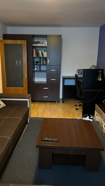 Drumul Taberei, 1 Mai, Compozitorilor